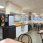 Guest house Hostal Barcelona Barcelona
