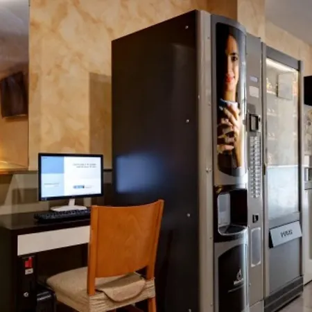 Πανσιόν Hostal Barcelona 2*