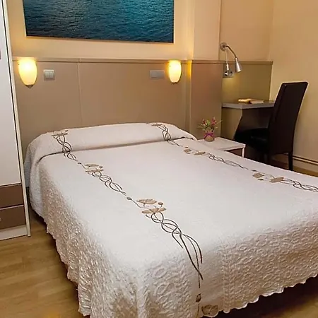 Hostal Barcelona Vendégház 2*