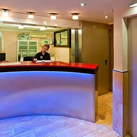Vendégház Hostal Barcelona 2*