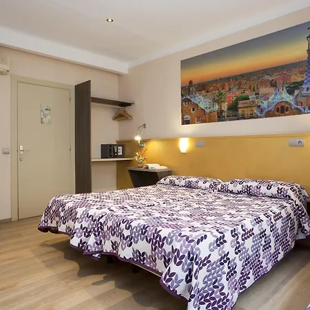 Hostal Barcelona Guest house