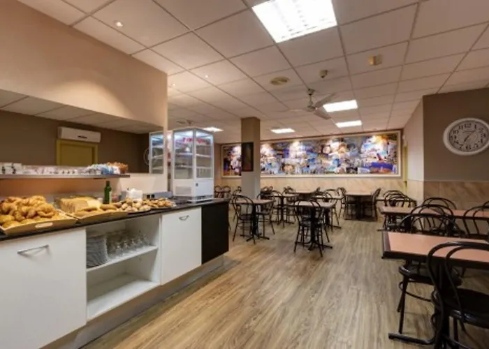 Hostal Barcelona Guest house