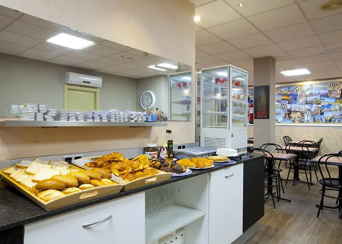 Hostal Barcelona Guest house