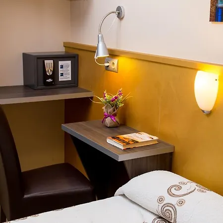 Hostal Barcelona Барселона